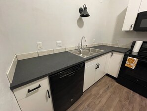 Microwave, oven, stovetop, dishwasher