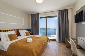 4 bedrooms, WiFi, bed sheets