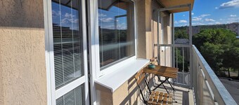 Urban Zen Stay - Comfort & cozy 2bedr. apartment in the Heart of Banská Bystrica