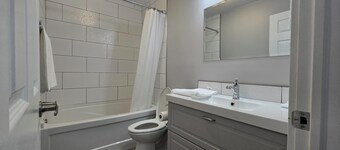 Cozy 1BR Suite | Free Wi-Fi + Netflix | Near Downtown Medicine Hat