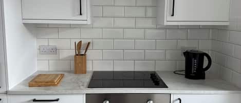 Fridge, oven, dishwasher, electric kettle