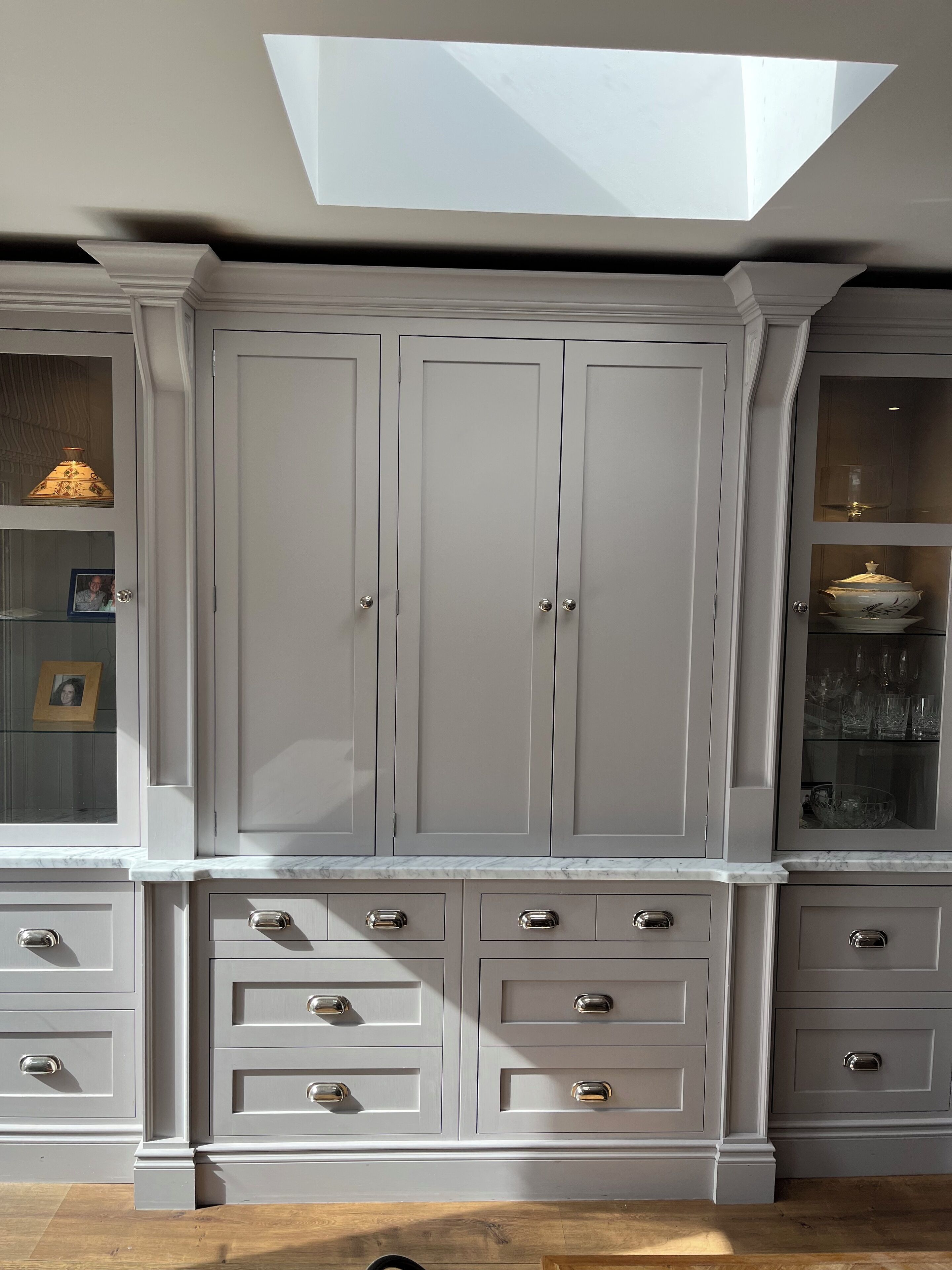 المنشأة من الداخل