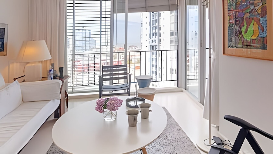 Oceana Suites Lafayette