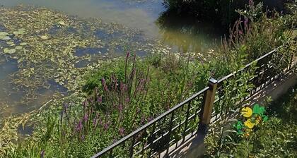 Apartment 'Bienvenue Au Bord De Meuse' with Wi-Fi