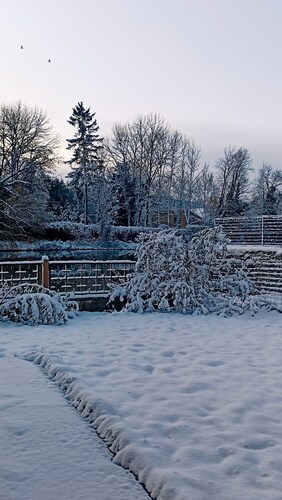 Apartment 'Bienvenue Au Bord De Meuse' with Wi-Fi