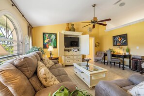 智能電視、乒乓球設施、書籍