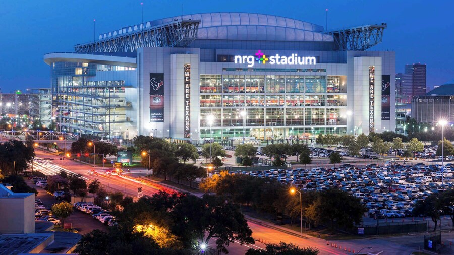 NRG Medcenter 4BD 4 5BA w Fencedyard Washerdryer