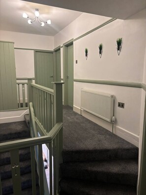 Casa, 4 quartos, para fumantes, sacada | Parte interna