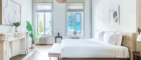 2 bedrooms, desk, iron/ironing board, free WiFi