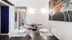 Apartment (2 Bedrooms) | Living area | TV - Italianway - Vigevano 45 B (Milan)