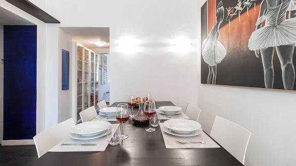 Apartment (2 Bedrooms) | Living area | TV