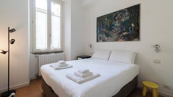 Apartment (2 Bedrooms) | 2 bedrooms, iron/ironing board, bed sheets