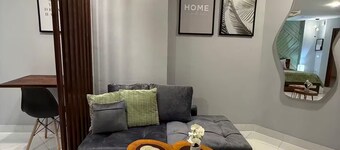 AC - Studio Apartment in Dascon Tower