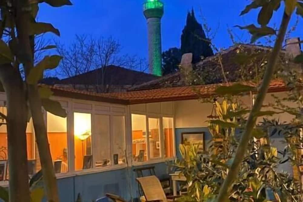 Efes Linden House