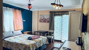 Habitación Confort | Escritorio, espacio para trabajar con un portátil, wifi gratis