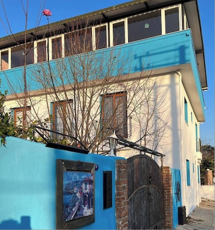 Fachada de la propiedad