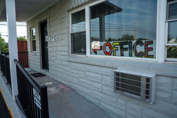 บริเวณภายนอก