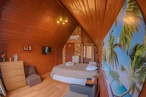 Comfort Room, Patio, Courtyard View | Individually decorated, individually furnished, free WiFi
