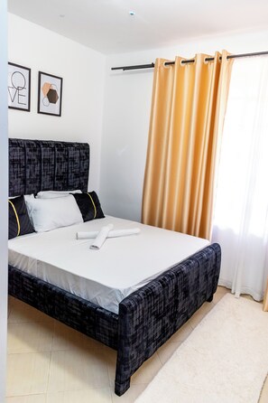 1 bedroom, iron/ironing board, free WiFi, bed sheets