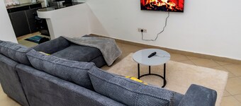 Faith suites |1bdAirbnb accomodation kitengela  