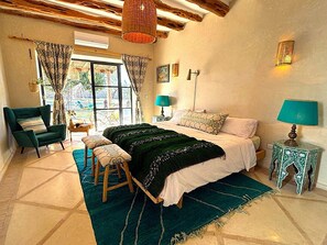 3 bedrooms, desk, iron/ironing board, free WiFi - Palais Nouria (Ounagha)