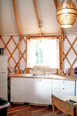 Fridge, microwave, oven, stovetop - Check out this Yurt in Tazewell County at Stoney Ridge (North Tazewell)