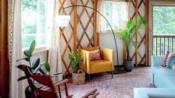 تلفزيون ذكي، كُتُب، ستيريو