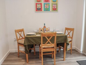 تناول الطعام