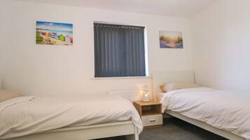 2 bedrooms, individually decorated, individually furnished