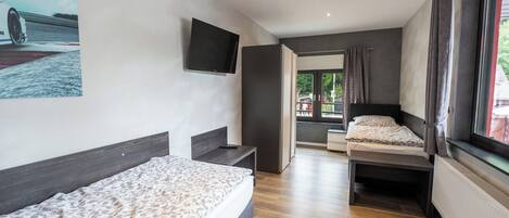 2 Schlafzimmer, Internetzugang, Bettwäsche