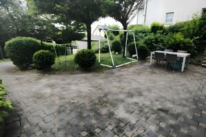 Property grounds - Apartment 'Gute Zeit' with Private Terrace, Private Garden and Wi-Fi (Sundern)