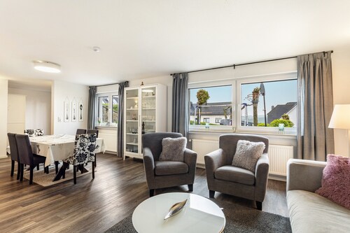 Ferienwohnung 'Gute Zeit' mit privater Terrasse, privatem Garten und WLAN