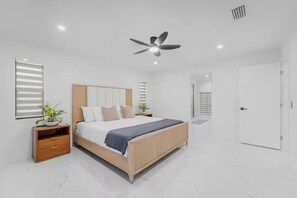 3 bedrooms, iron/ironing board, WiFi, bed sheets
