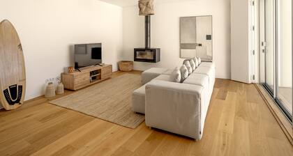 Ericeira Modern & Bright by Homing