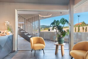 Interior - Apartment 'X-Camping Lodge 6' with Dolomite Views, Private Terrace and Wi-Fi (Deutschnofen)