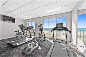 Condo, varias camas (Island Royale 606) | Sala de fitness