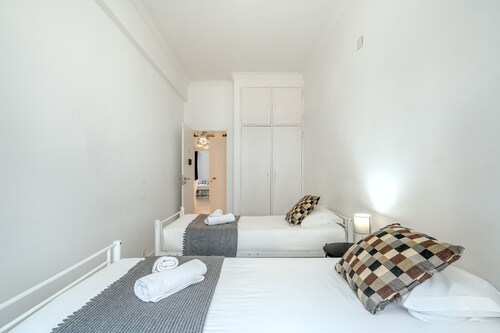 Estrela House I by Homing