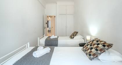 Estrela House I by Homing
