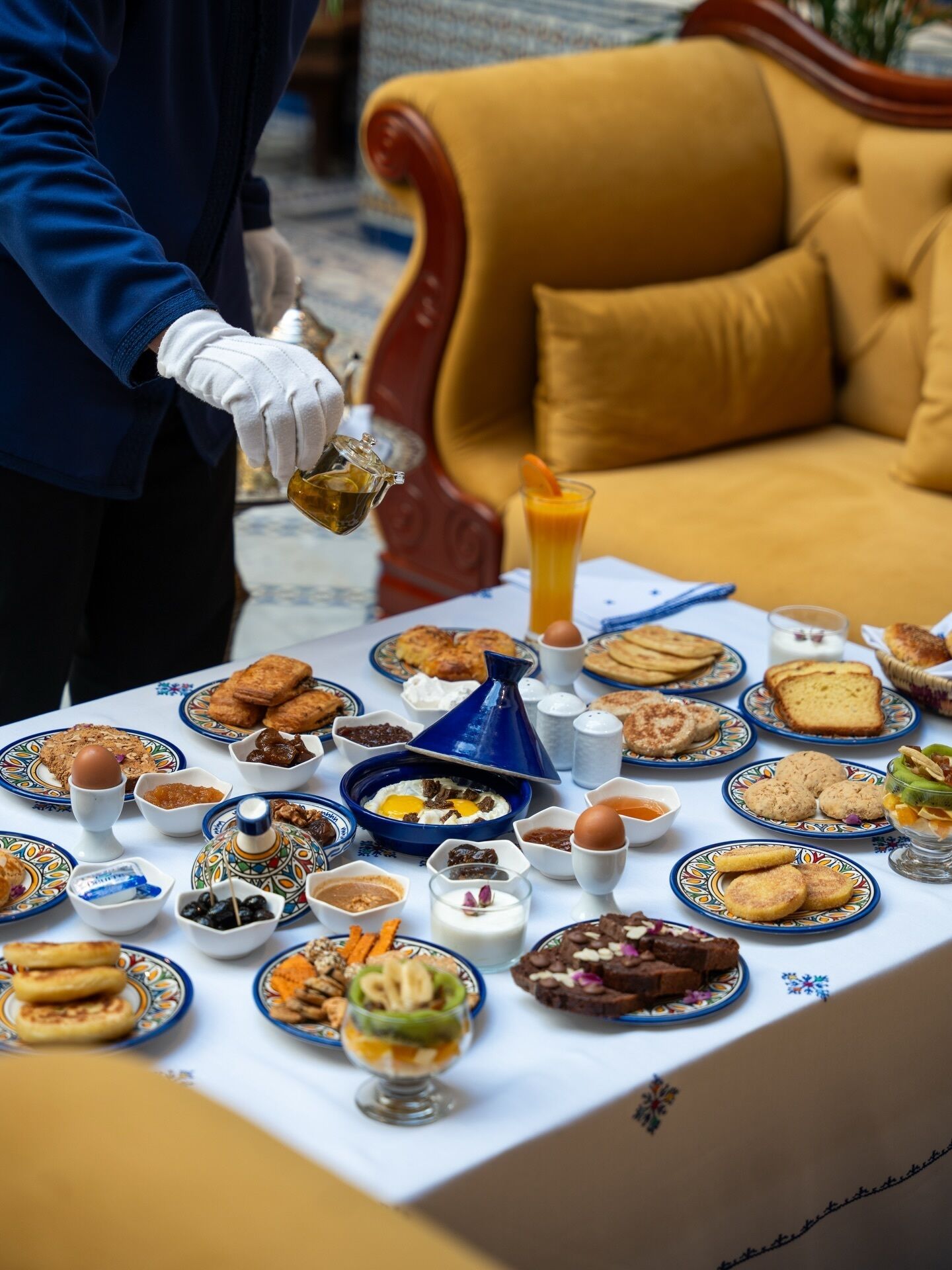 Free daily full breakfast