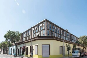 Exterior - depto de Lore (Santiago)