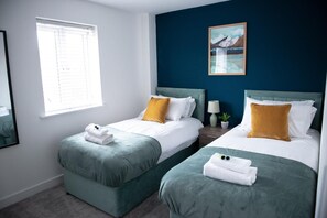 4 habitaciones, wifi y ropa de cama
