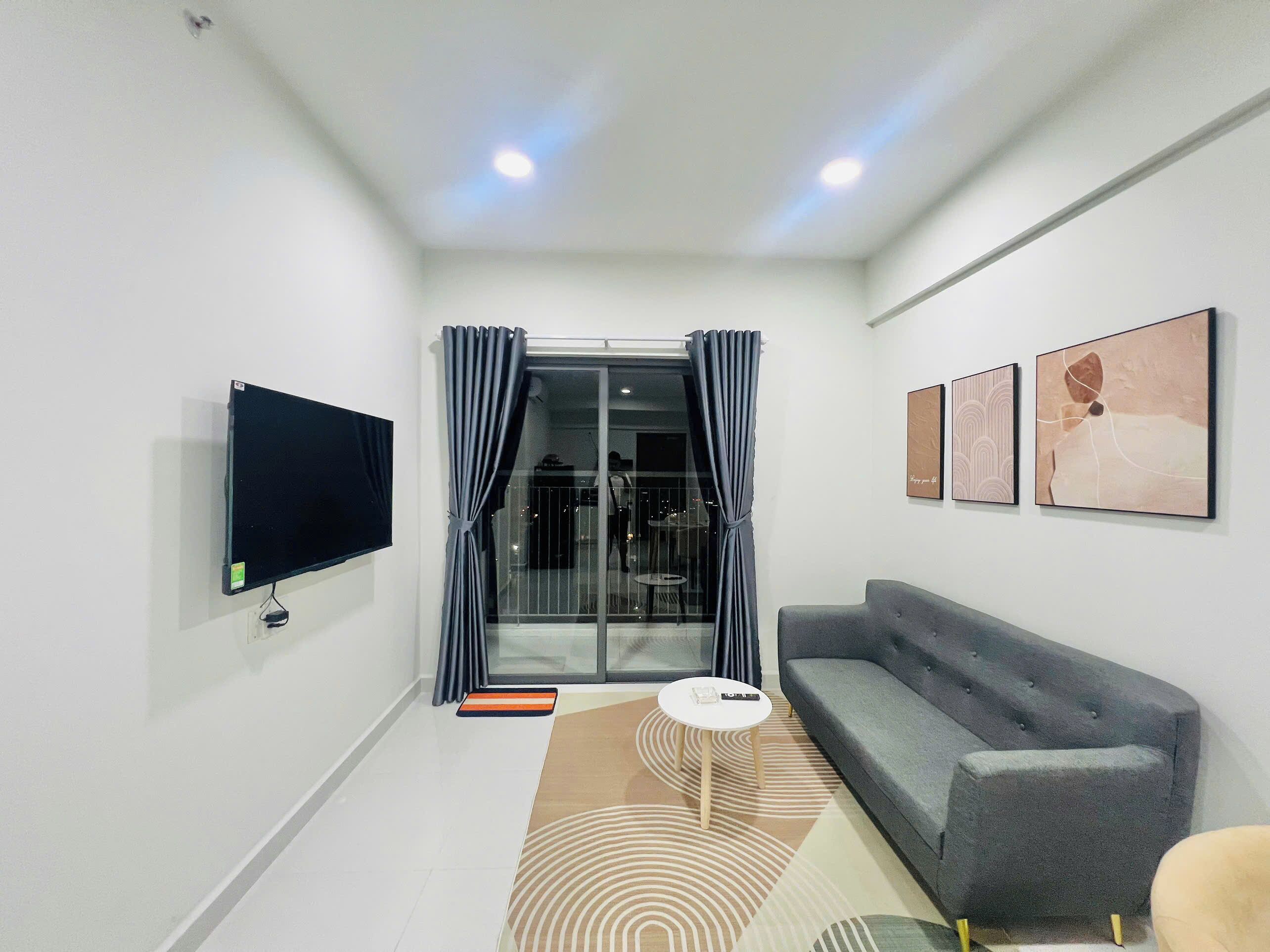 Family Apartment, Balcony, City View | Individually decorated, individually furnished, desk, laptop workspace