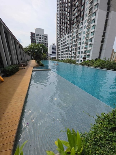 Relax & Recharge & Stylish 1BR Bangkok