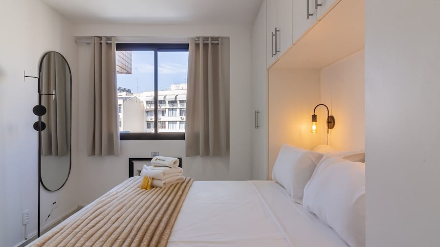 12 Minutes From Copacabana Beach Pl707