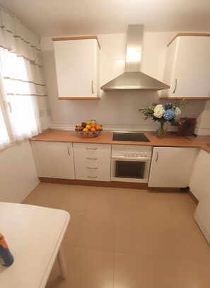 Geladeira, cooktop