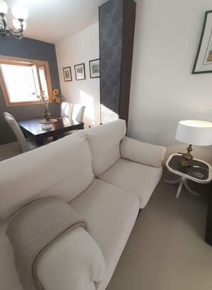 Living area - Roquetas Del Sol – Pools & Gym (Roquetas de Mar)