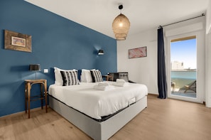 Iron/ironing board, free WiFi, bed sheets