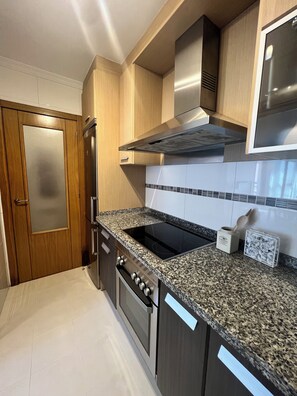 Microwave, oven, stovetop - Beautiful brand new apartment in Colombres, 2 km from the beach. (Colombres)