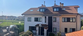 Beautiful brand new apartment in Colombres, 2 km from the beach.