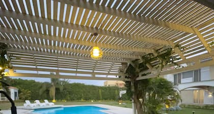 Fabulous 5-bedroom villa with AC in El Sheikh Zayed City